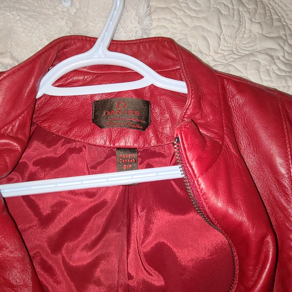 Leather jacket - Picture 6 of 6